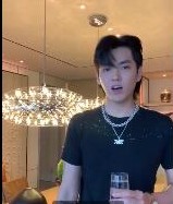 ��ѩ����˭