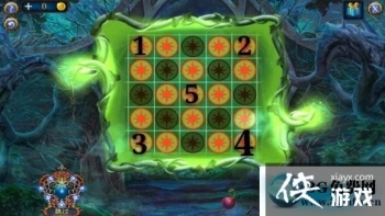 ��������8��ɫ��լ���̵�����С��Ϸ����