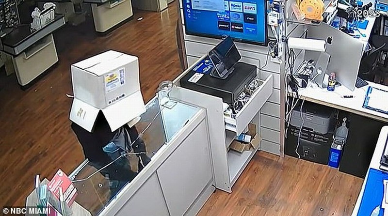 ��������ͷ��ֽ����iPhone��ץ ��ѧ���Ͻ�װ������