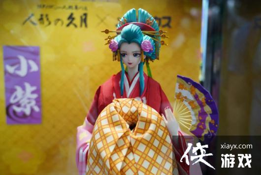 ����������������ɫС�Ϻͷ����ι��� ���»���������˫