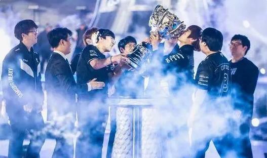 ��lol��2023�ٷ���ʷʮ����ǿս������