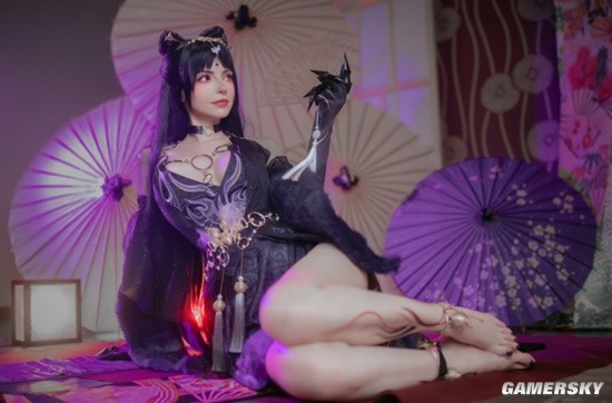 COSPLAYͼͣʲģCOS޼䡷