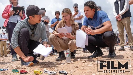 灾难片《龙卷风》拍摄曾多次延期 因为龙卷风天气太多 灾难片《龙卷风》拍摄曾多次延期 因为龙卷风天气太多