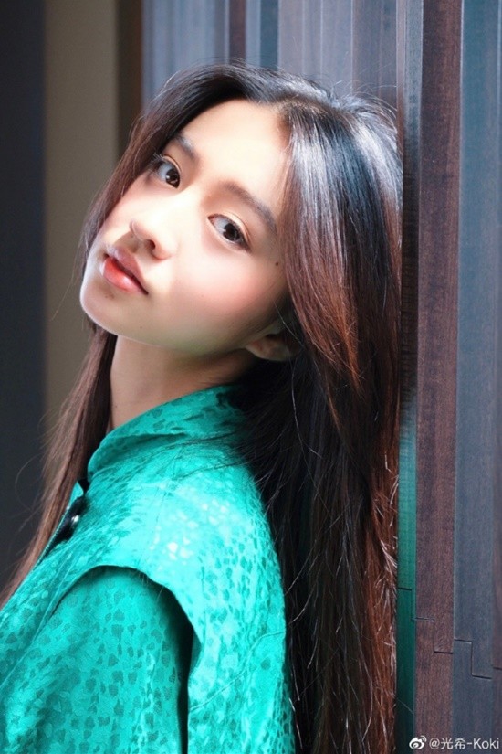 ľ������Ů���׵�СӫĻ �����հ桶Ů���١�