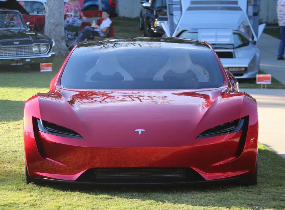 ˹߹ȷ Roadster Ŀڸ㣬׽ʾ