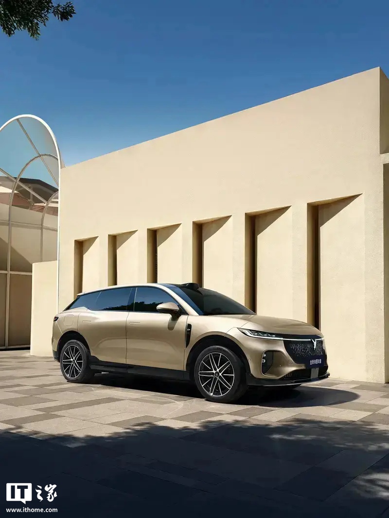 ȫ���ͼ֪���Ŀ���ɫ��ͼ��������λ�������ʻ�ϵ���� SUV��