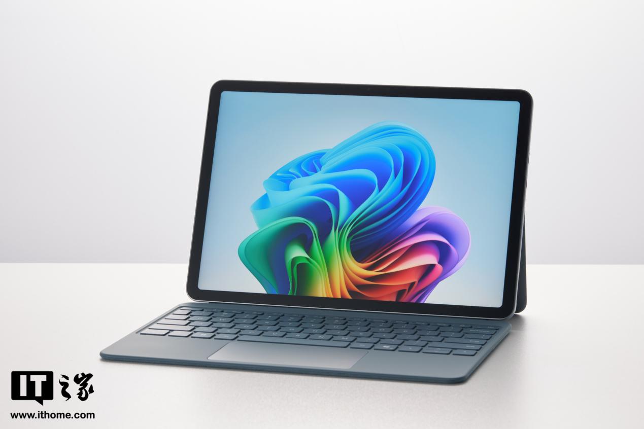 IT֮ҿ䡿΢ 2025 ȫ Surface Pro 12 Ӣһƽͼֵͣ