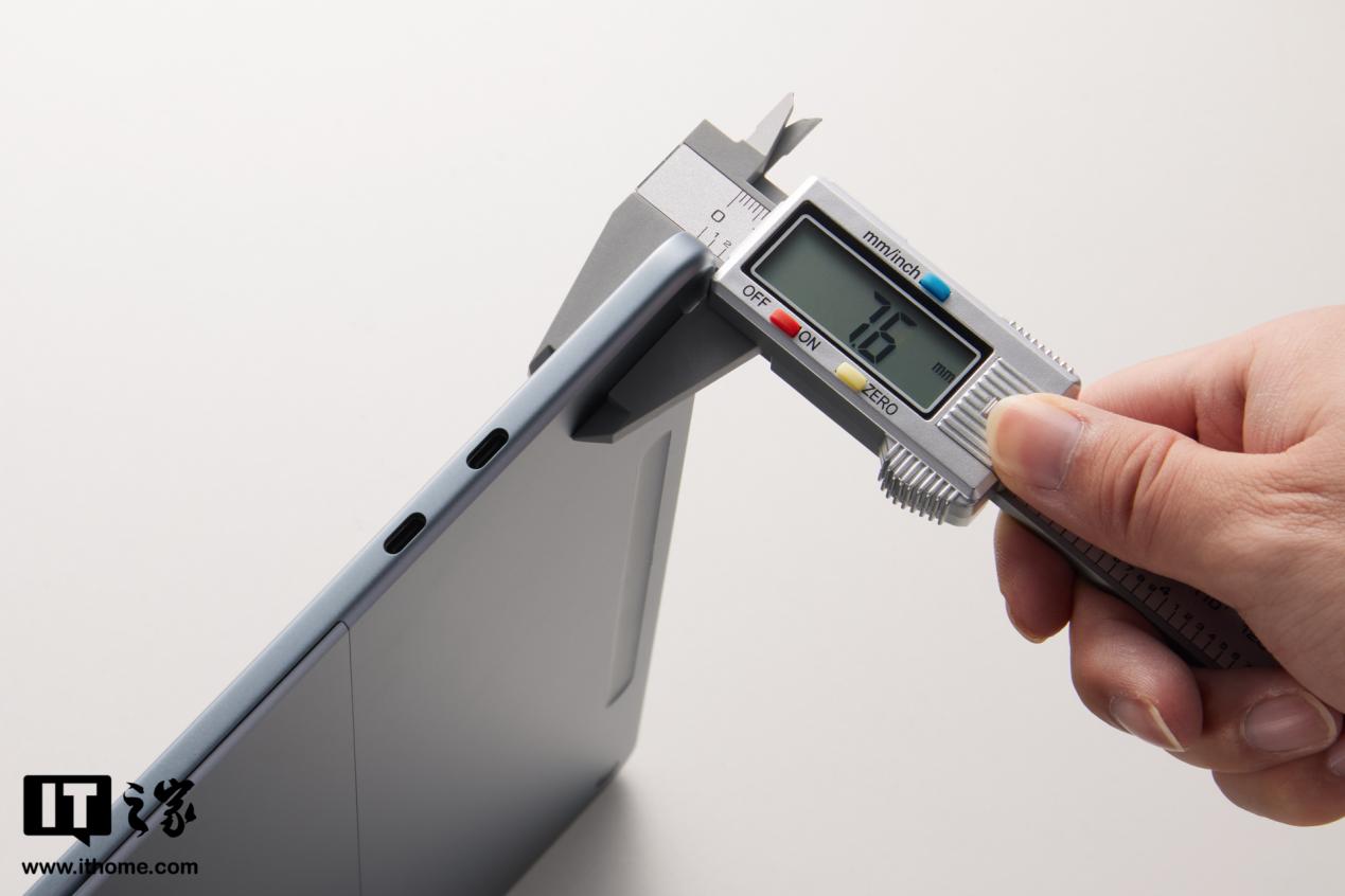 IT֮ҿ䡿΢ 2025 ȫ Surface Pro 12 Ӣһƽͼֵͣ