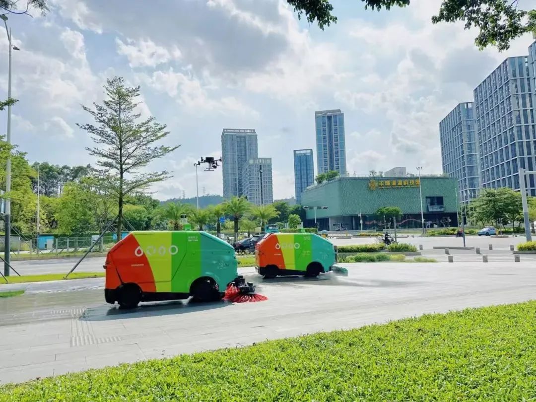 ���������������������˳���վ��5 ̨��С�۷䡱���Ϊ�������˼���