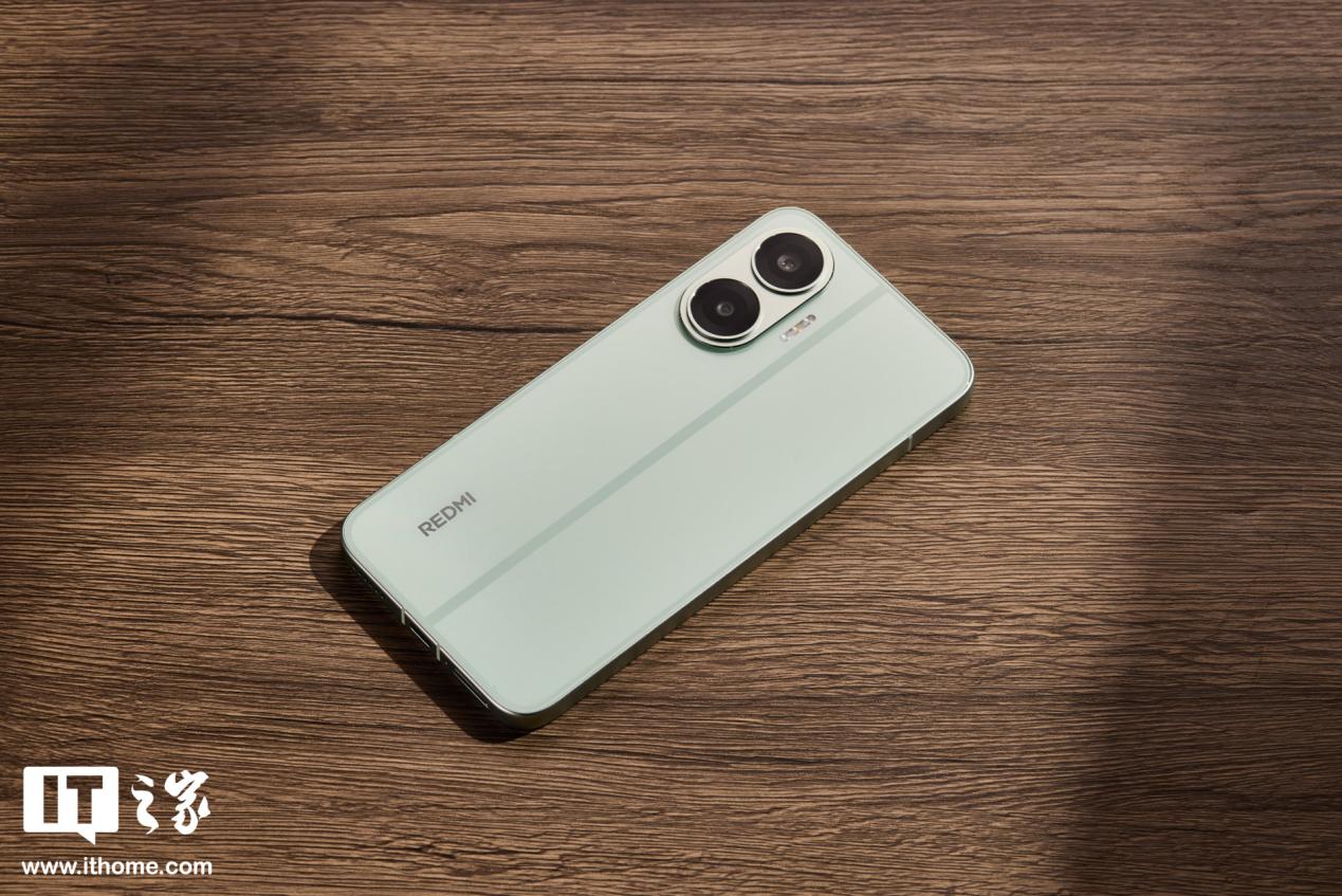 ��Ϣ��ĳ�ж��ߵ����»����� 8500mAh± ��أ�Ԥ��ΪС�� REDMI ����