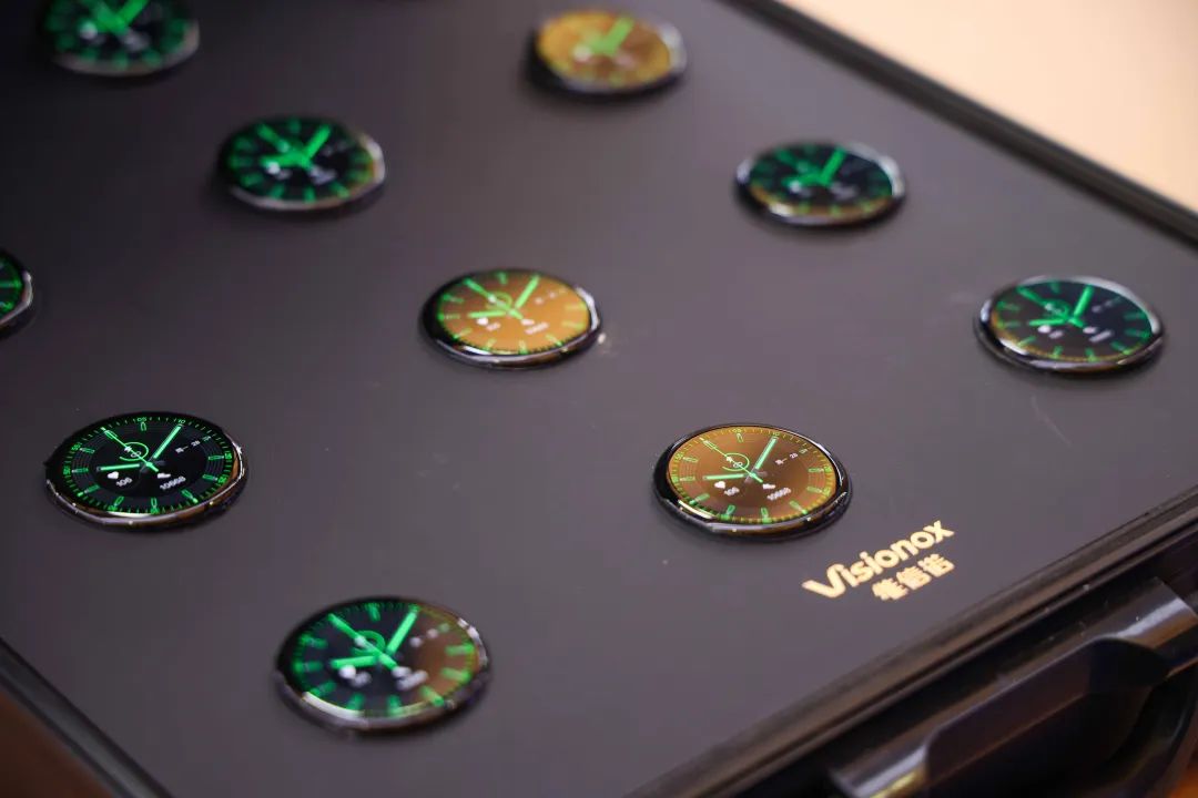Ϣάŵ ViP  OLED ֱԲѳ 90%
