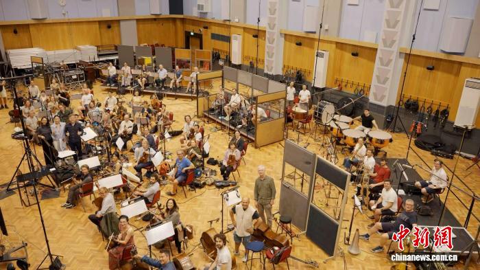 ���������������ܼ�̸���֣���ɽ�������ݻ����л�����