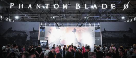 10����ֹͣ�Ŷӣ�500ƽ����������������Ӱ֮���㡷�ɿ�¡չ��ӵ���򿨵�