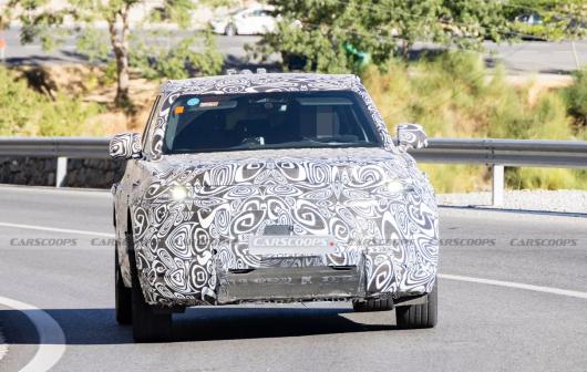 方正“小硬汉”:路虎卫士 Sport 纯电版 SUV 原型曝光 方正“小硬汉”:路虎卫士 Sport 纯电版 SUV 原型曝光