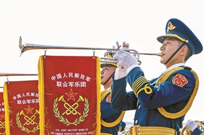 时代强音 广场奏唱抗战曲 时代强音 广场奏唱抗战曲