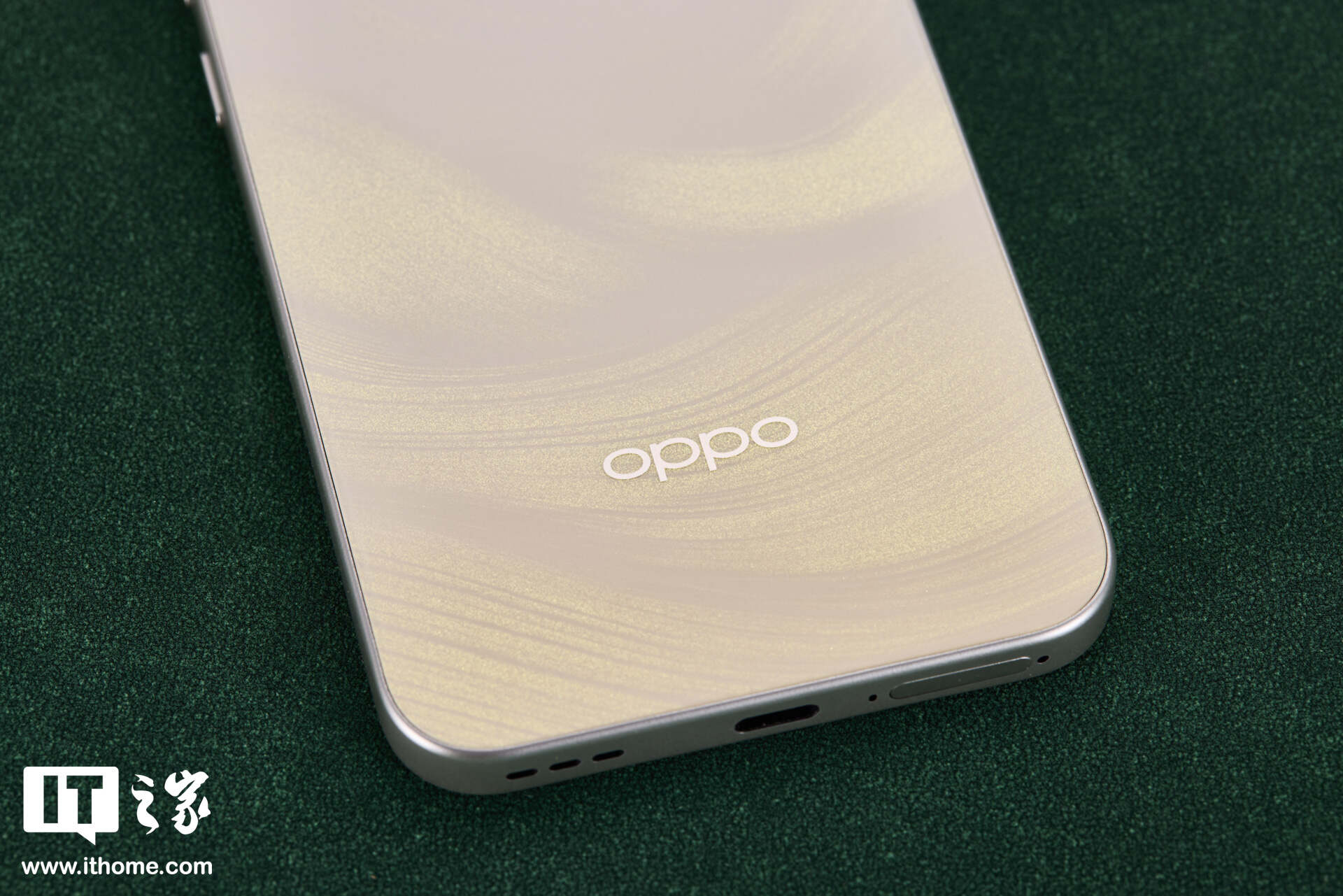 OPPO A6 Pro �ֻ�ʵ�ģ�����С�������콢��խ�ڱ�