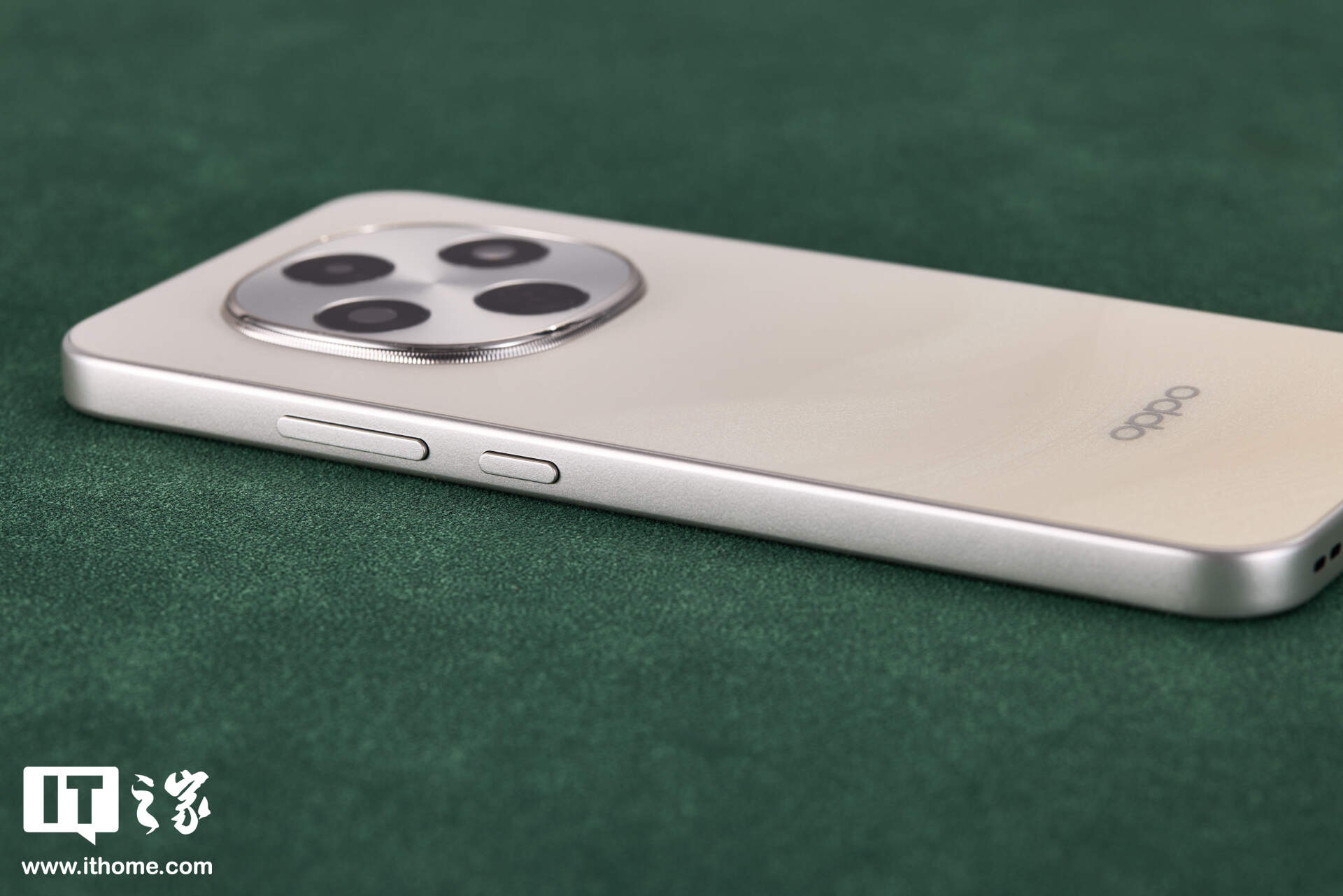 OPPO A6 Pro �ֻ�ʵ�ģ�����С�������콢��խ�ڱ�