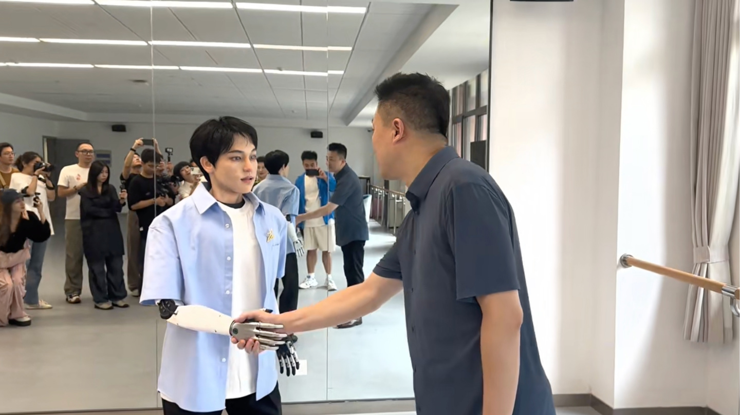 ȫ����λ�����˲�ʿ����ѧ�� 01������Ϻ�Ϸ��ѧԺ��������ѧ�������������ܡ�������Ƽ�˫��ʦָ����