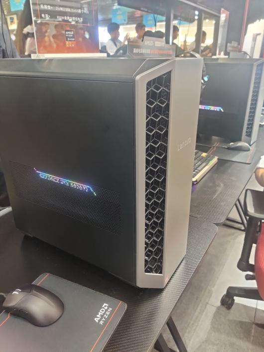 뽫 7000P MoDT 羺 AMD  9 9955HX3D 