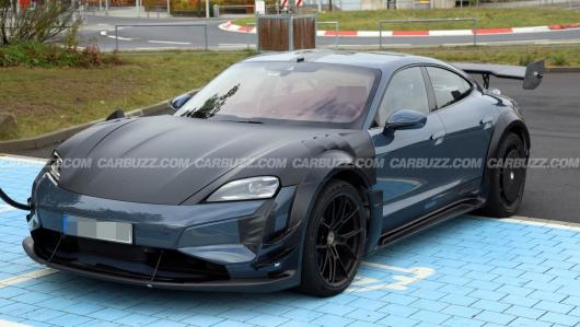 ��սС�׼�¼����ʱ����ǿ Taycan �綯�γ��ع⣬Ŧ��Ȧ�������ܽ� 7 ����