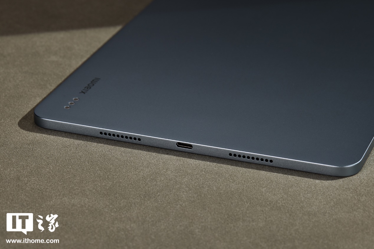 ��IT֮�ҿ��䡿XIAOMI Pad 8 ����ͼ�ͣ��ͱ��Ͷȵ�����ɫ���ᱡ�ֻ���