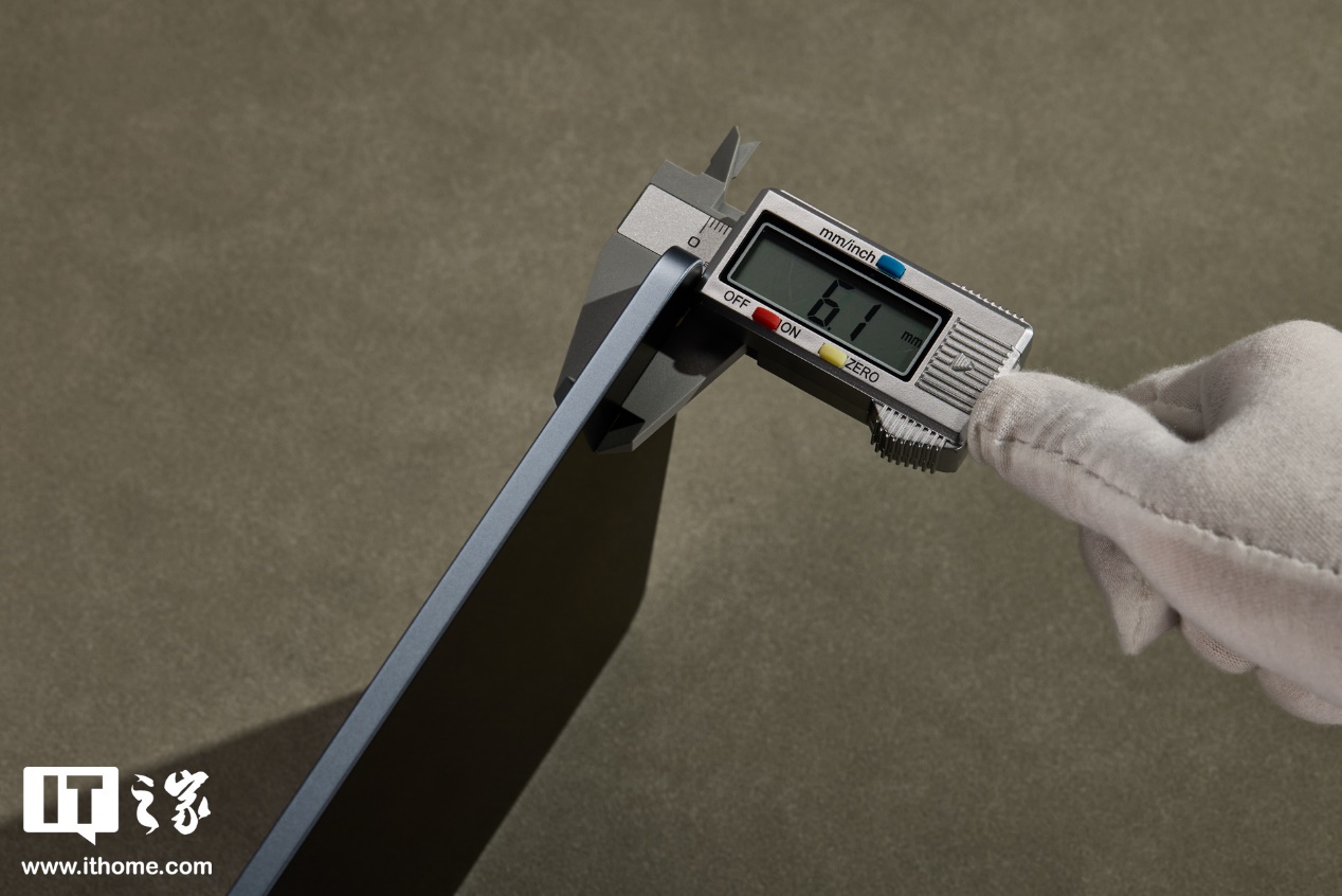 ��IT֮�ҿ��䡿XIAOMI Pad 8 ����ͼ�ͣ��ͱ��Ͷȵ�����ɫ���ᱡ�ֻ���