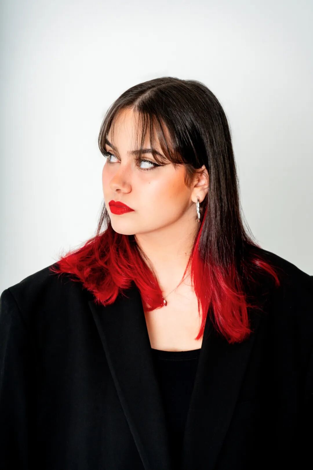 《英雄联盟》召唤师奖杯回归,邓紫棋演唱 S15 全球总决赛主题曲 《英雄联盟》召唤师奖杯回归,邓紫棋演唱 S15 全球总决赛主题曲