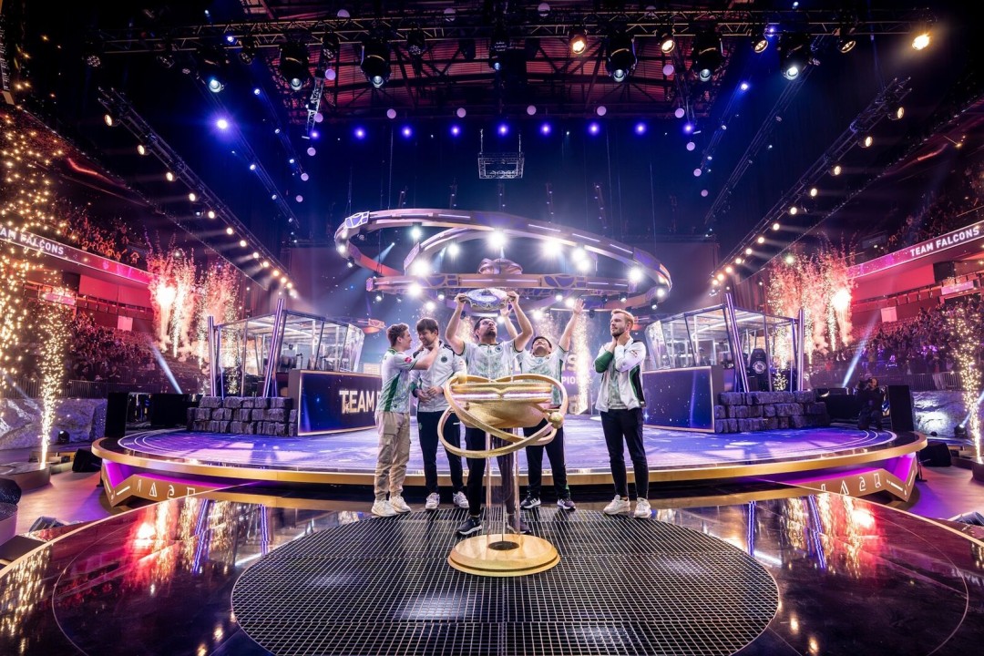 ��DOTA2�����ߴ�һ���¸� Steam��ֵ��93��