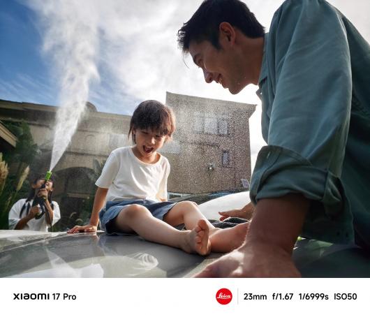 С�� 17 Pro �ֻ����������������������׷���������� 8 ����棬4999 Ԫ��