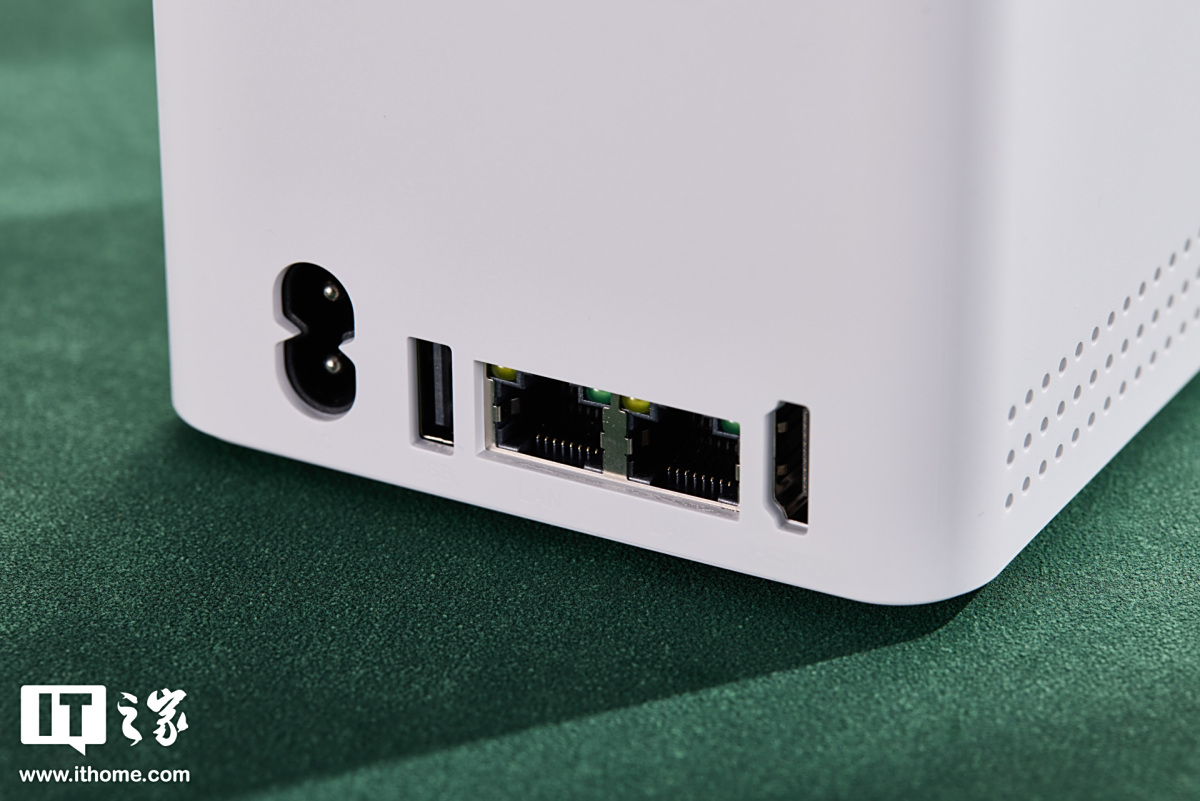 ǧԪ����λȫ�� NAS����̷�ţ���� ME mini ˽������������