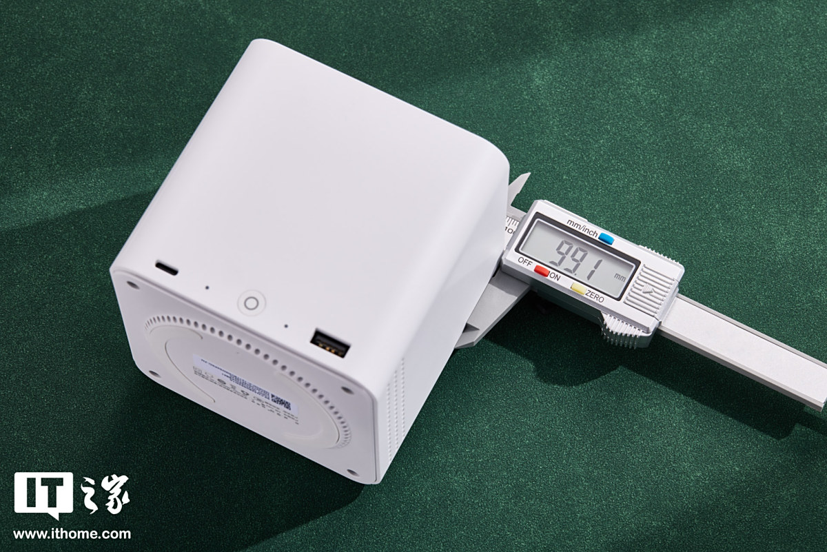 ǧԪ����λȫ�� NAS����̷�ţ���� ME mini ˽������������