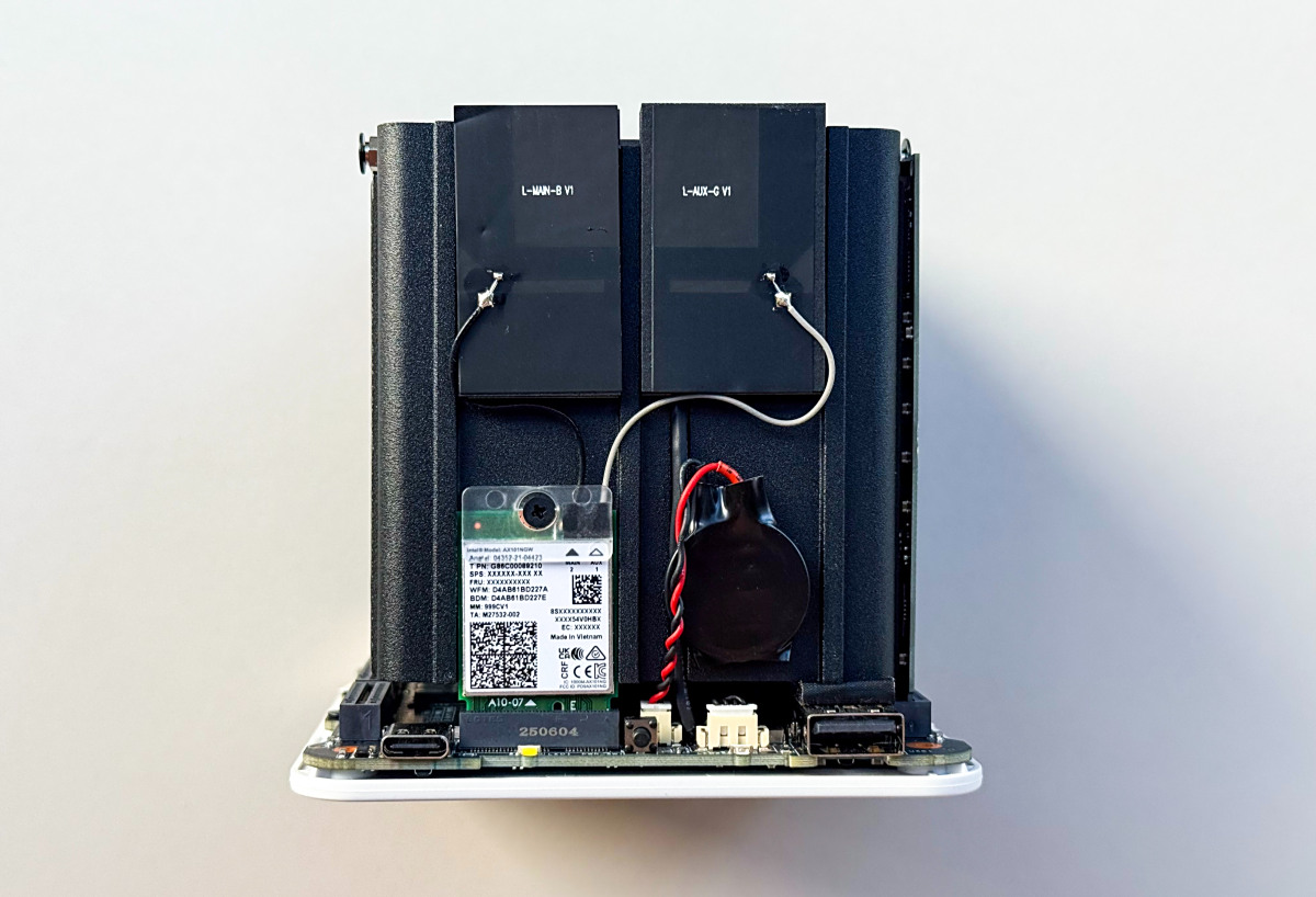 ǧԪ����λȫ�� NAS����̷�ţ���� ME mini ˽������������