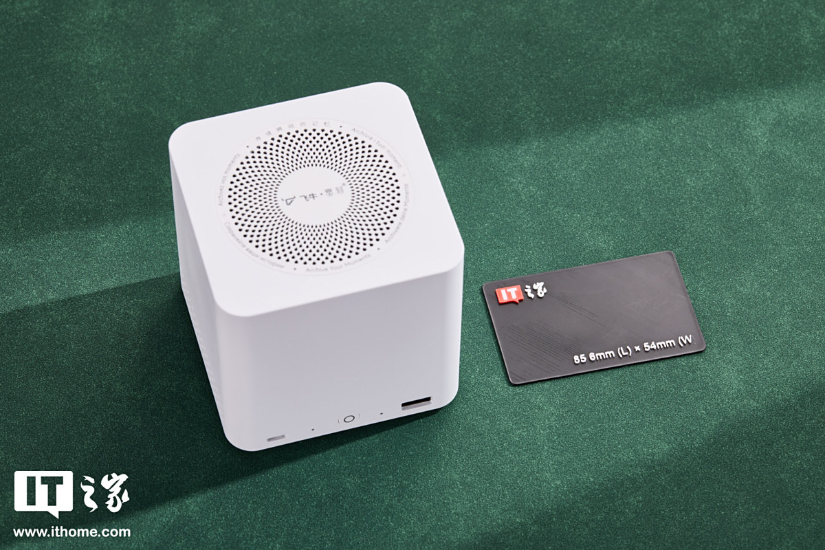 ǧԪ����λȫ�� NAS����̷�ţ���� ME mini ˽������������