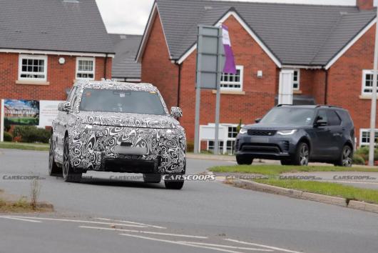 路虎“卫士 Defender 运动版”纯电入门 SUV 路测图曝光 路虎“卫士 Defender 运动版”纯电入门 SUV 路测图曝光