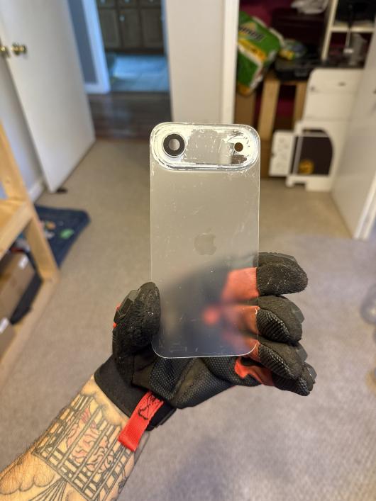ȫ׿Ѹƻ iPhone Air䡰ͨ͸