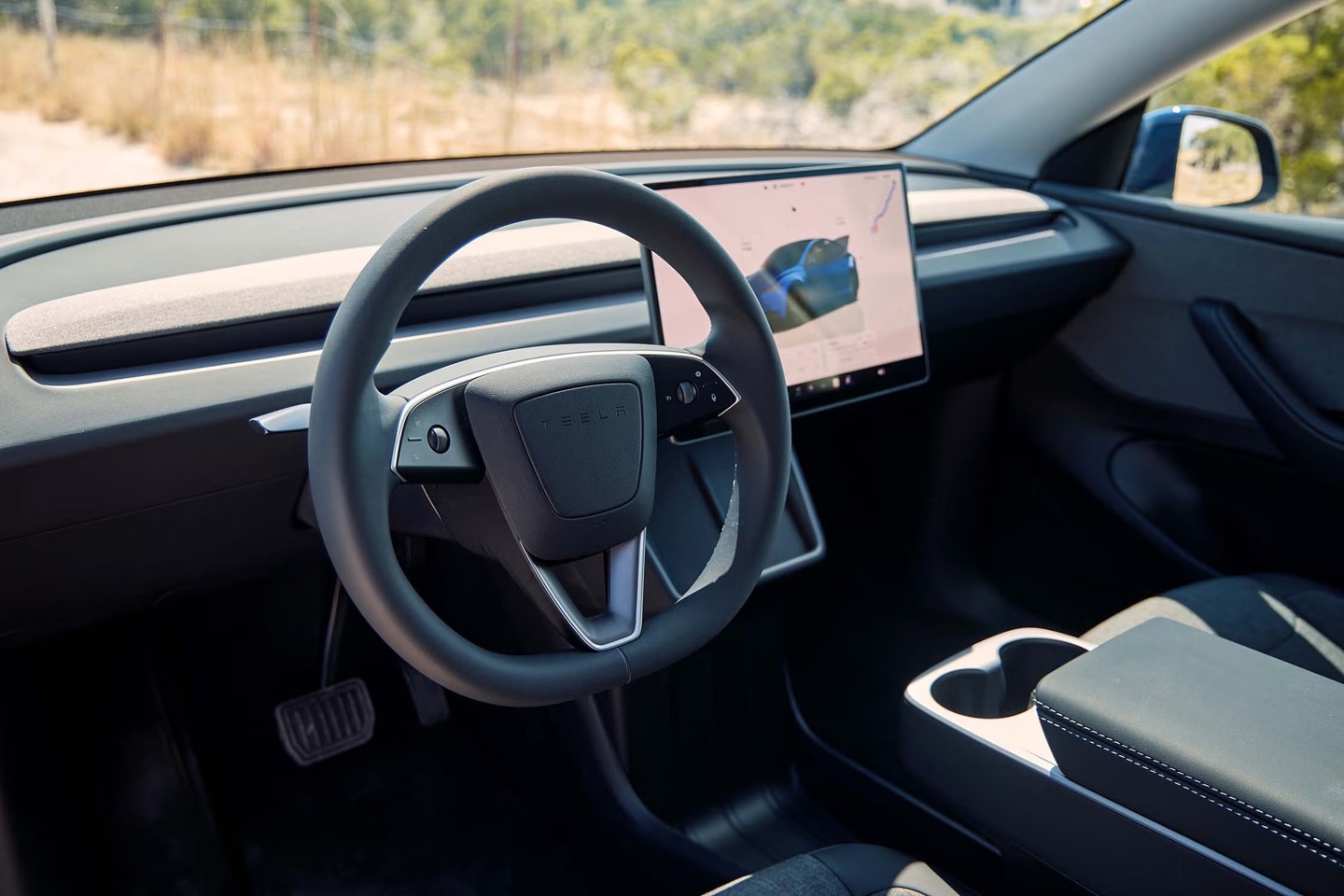 特斯拉 Model Y 标准版在美国上市:织物座椅、封天窗、续航 517 公里,起价跌破 4 万美元 特斯拉 Model Y 标准版在美国上市:织物座椅、封天窗、续航 517 公里,起价跌破 4 万美元