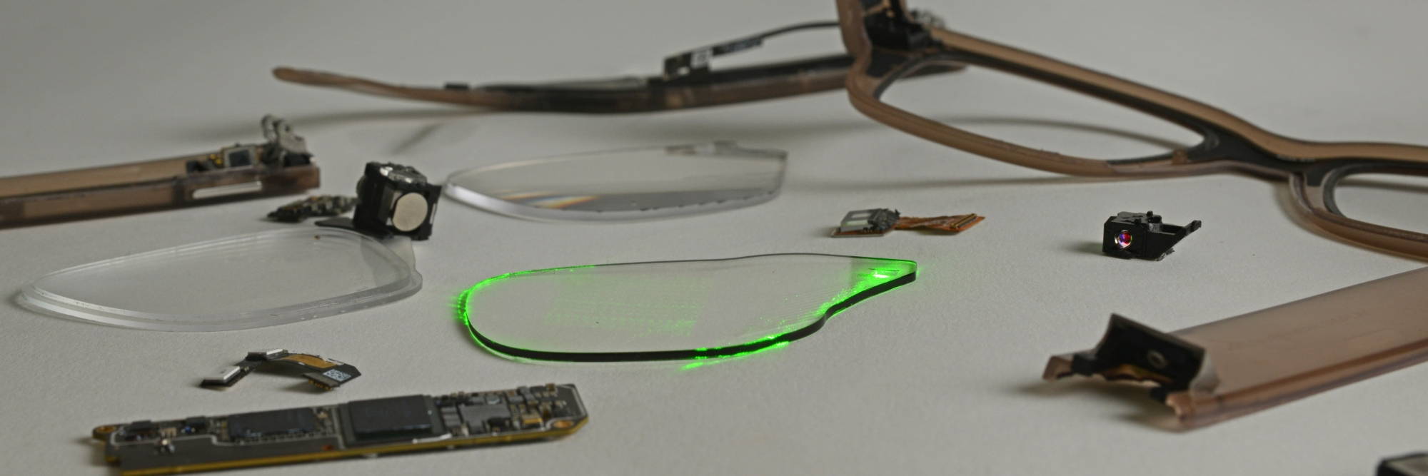 Meta Ray-Ban Display �����۾���⣺AR �������ȣ���ά���Դ�̰�