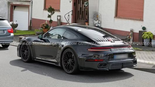 ͵ѧʱ 911 Turbo Touring ԭͳŦ