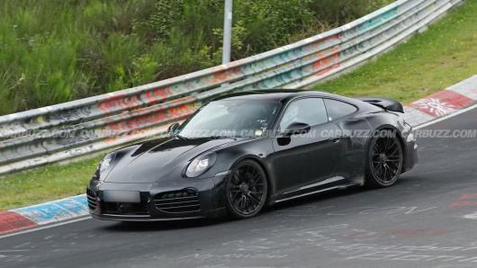 ͵ѧʱ 911 Turbo Touring ԭͳŦ