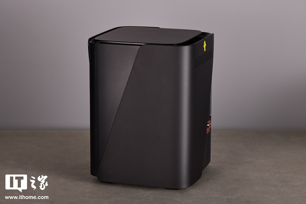 ����λ��ƣ��ʸ���ʵ�ò��棬���ռ� Z425 ˽���ƿ���ͼ��