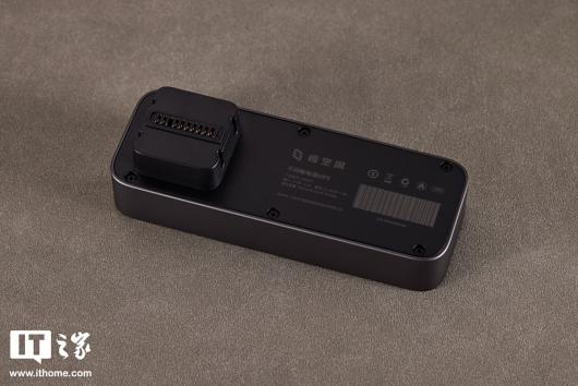 ����λ��ƣ��ʸ���ʵ�ò��棬���ռ� Z425 ˽���ƿ���ͼ��