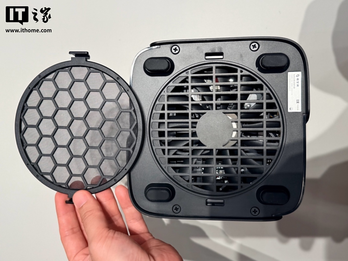 ����λ��ƣ��ʸ���ʵ�ò��棬���ռ� Z425 ˽���ƿ���ͼ��