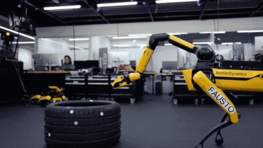 ��ʿ�ٶ��������� Spot �ع飬�������ȡ�Эͬ��������̥