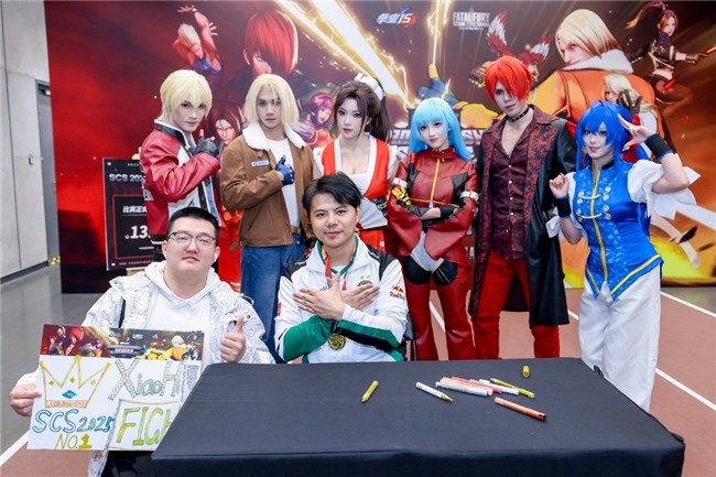 SCS 2025����ܾ���Բ����Ļ��ѡ��M����XiaoHai�ֻ�ȭ��15�������Ǵ�˵��Ⱥ��֮�ǡ��ܹھ�