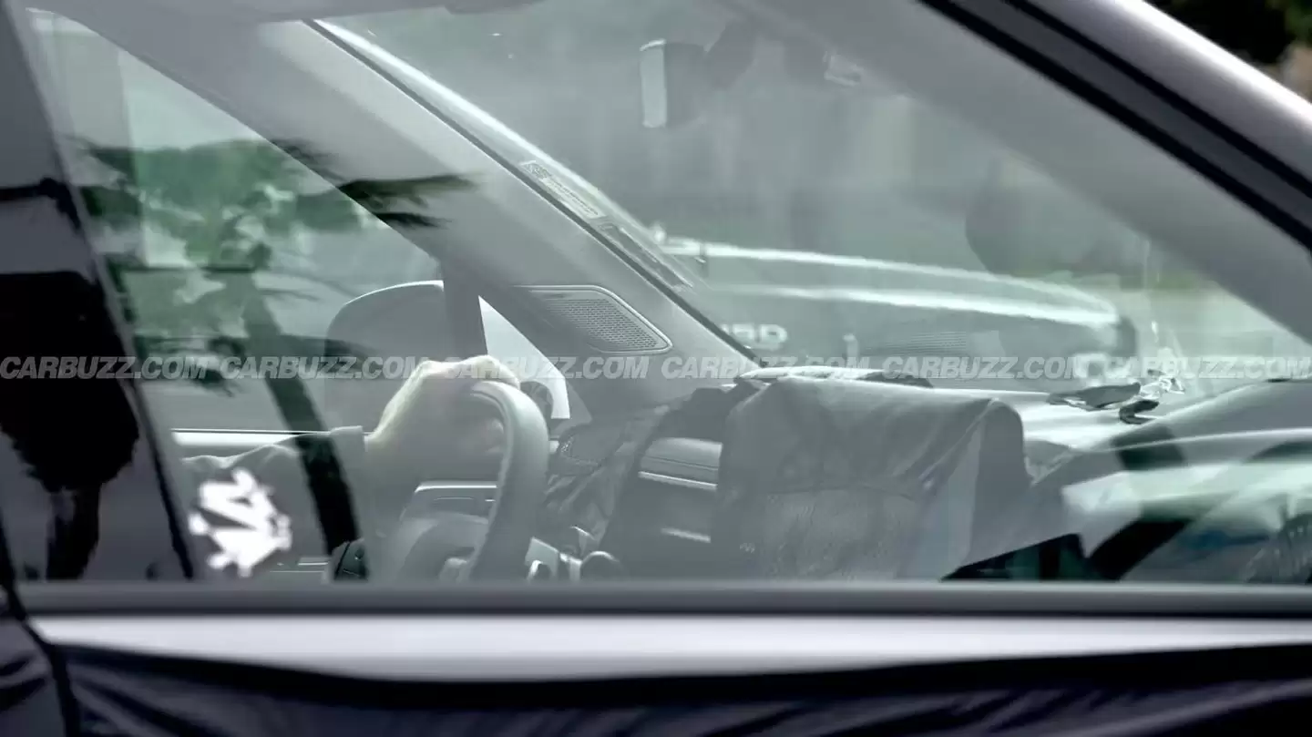 2027 款胜达路测图曝光,有望为现代旗下首款增程车型 2027 款胜达路测图曝光,有望为现代旗下首款增程车型