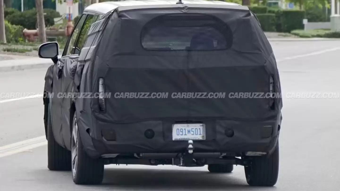 2027 款胜达路测图曝光,有望为现代旗下首款增程车型 2027 款胜达路测图曝光,有望为现代旗下首款增程车型