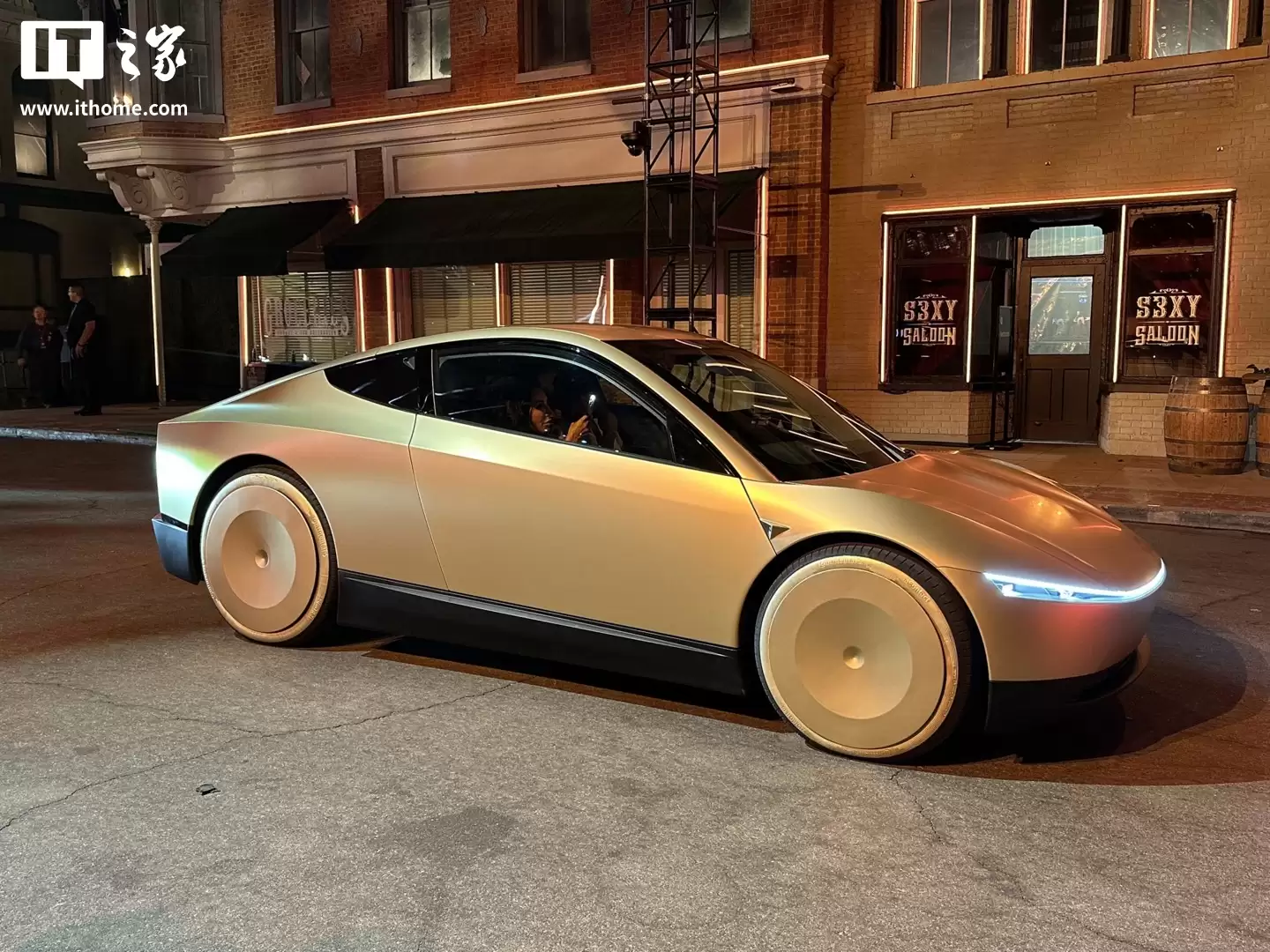 ˹ Cybercab ȷ޷̺̤ƣܳϰ