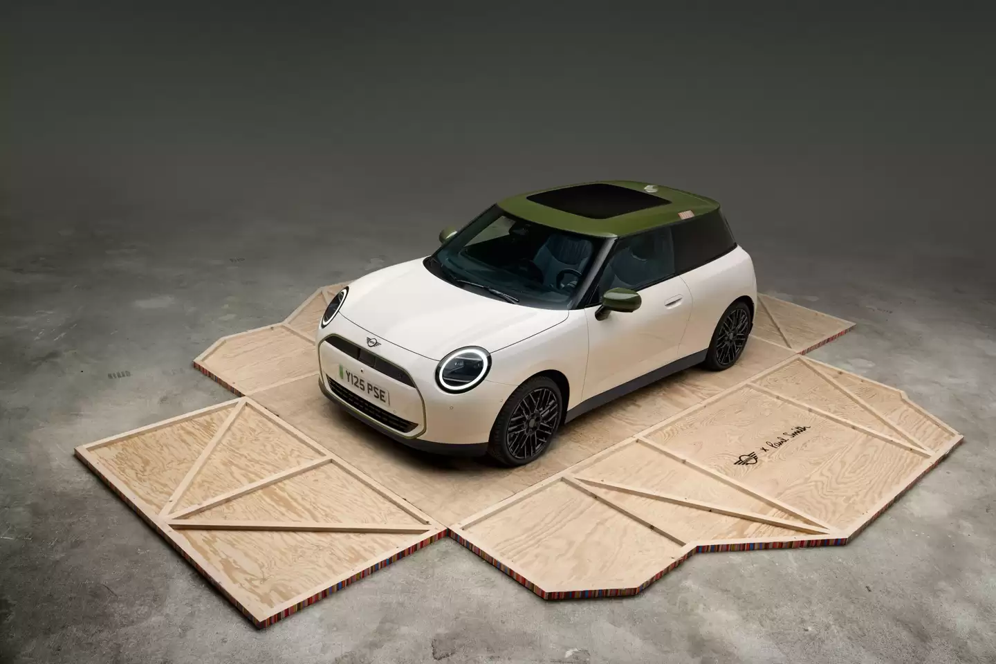 ȫ�����㣺���� MINI Paul Smith Edition �ǳ���Ӣ�׷�����