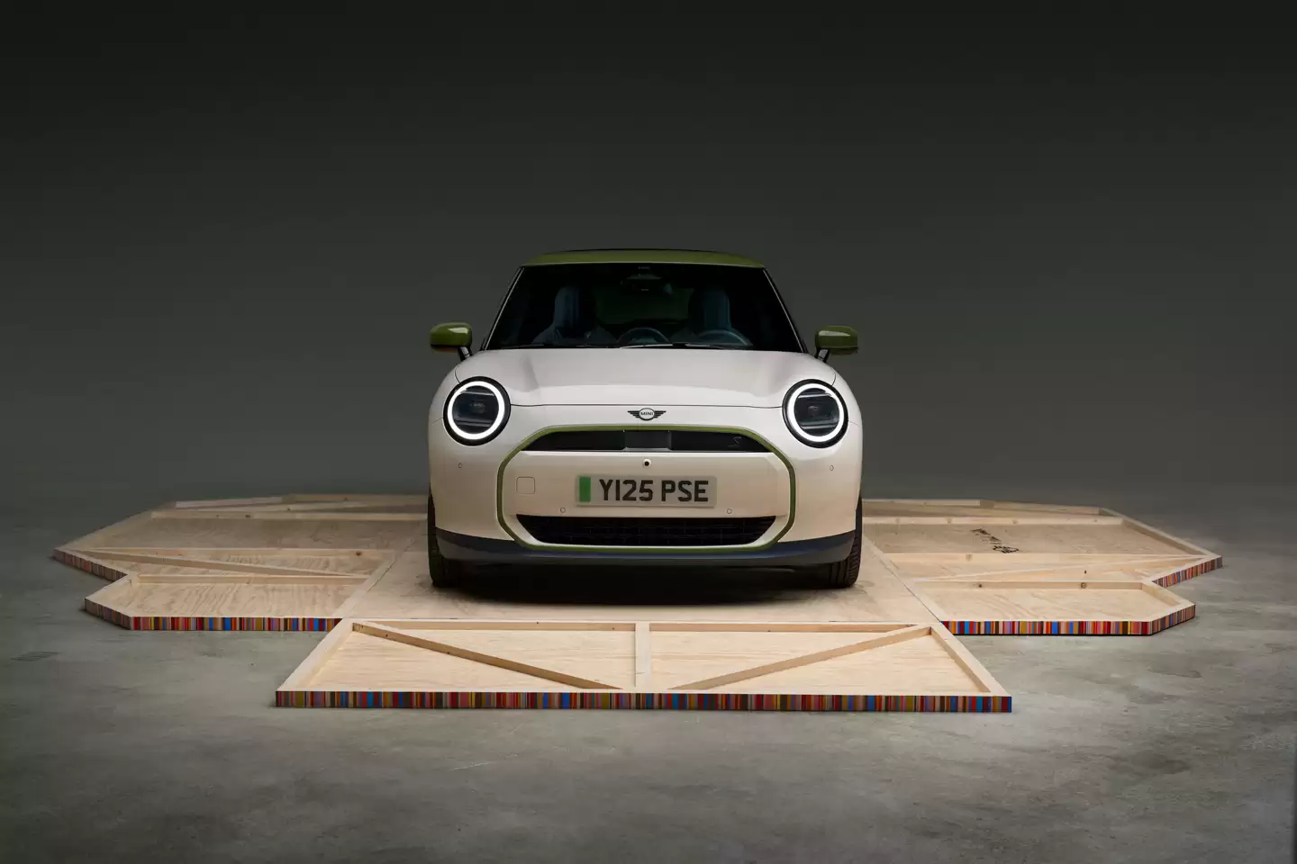 ȫ�����㣺���� MINI Paul Smith Edition �ǳ���Ӣ�׷�����