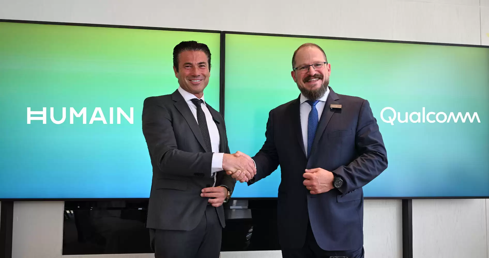 ܼͨ AI ϵͳɳضHUMAIN  200MW